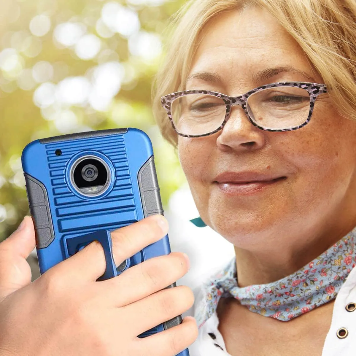 Motorola Moto Z2 Play Dual-Layer Holster Case with Kickstand - Image 5
